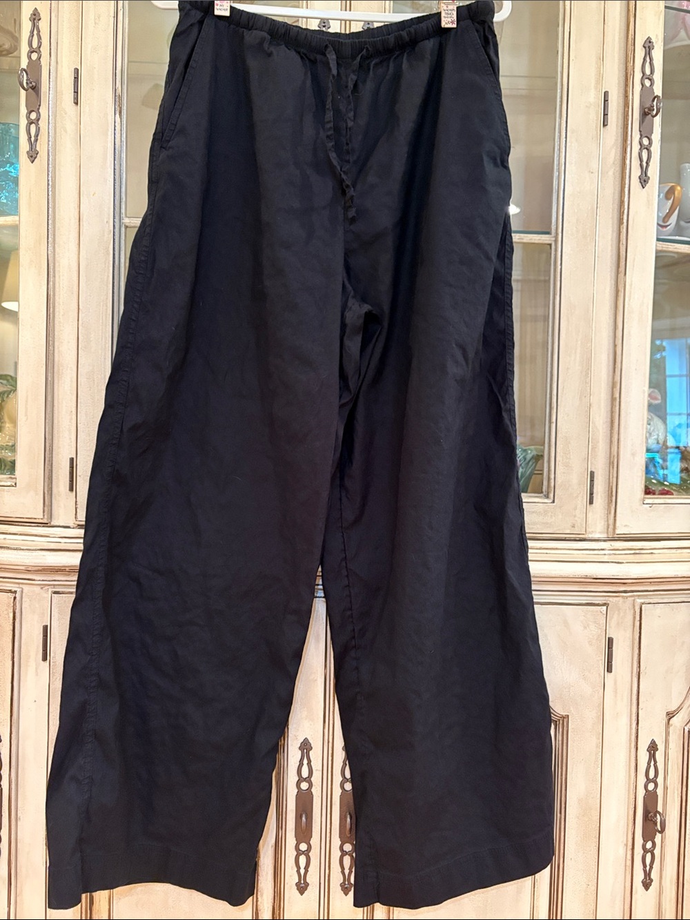 EUC Athleta Linen Blend Wide-Leg Drawstring Pants in Black